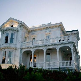 West Cliff Inn, A Four Sisters Inn Thumbnail