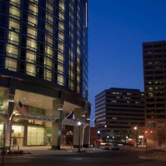 Renaissance by Marriott Arlington Capital View Hotel Thumbnail