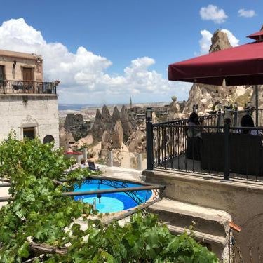 Hermes Cave Hotel