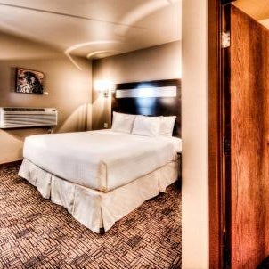 Podollan Inn & Spa - Grande Prairie Thumbnail