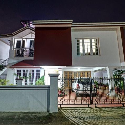 Treebo Avyukta Stay, 1.5 Km To Madikeri Fort