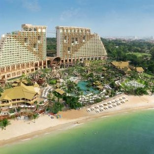 Centara Grand Mirage Beach Resort Pattaya Thumbnail