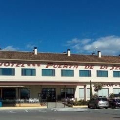 Hotel Puerta de la Serrania