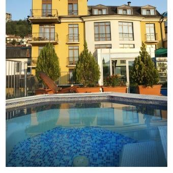 Hotel Premier - Veliko Tarnovo City Center, Panorama View Thumbnail