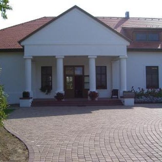 Sarlóspuszta Club Hotel