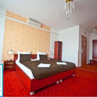 Canada Hotel Budapest Thumbnail