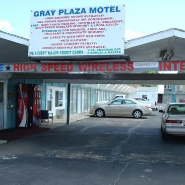 Gray Plaza Motel Thumbnail