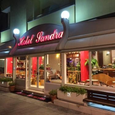 Hotel Sandra