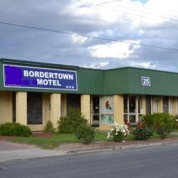 Bordertown Motel