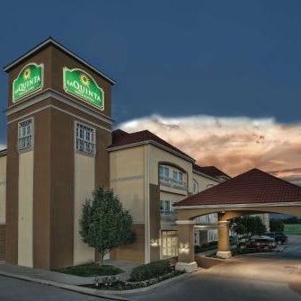 La Quinta Inn & Suites by Wyndham Stephenville Thumbnail