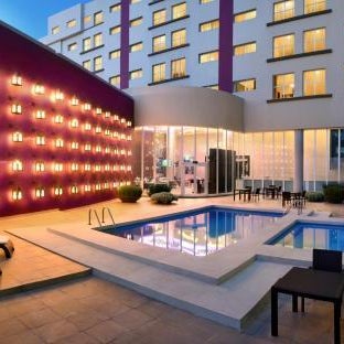 HS HOTSSON Smart León Centro Max Thumbnail