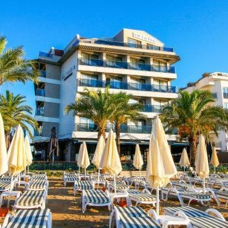 Aurasia Beach Hotel