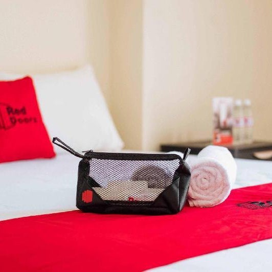 RedDoorz near Plaza Botania 1 Batam