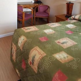 Maples Motel Thumbnail