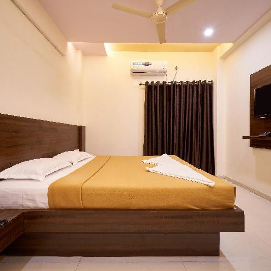 Hotel Ranjan Deluxe