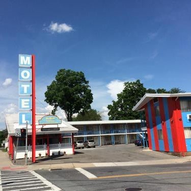 Village Motel Thumbnail