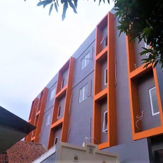 giant kost Thumbnail