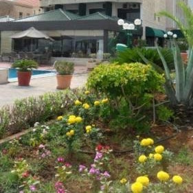 Holiday Suites Hotel & Beach Resort Thumbnail