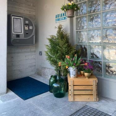 Hotel B&B Stossplatz anytime and easy self Check-in