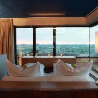 The Seven Hotel Thumbnail