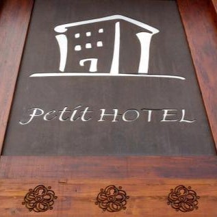 Petit Hotel Thumbnail