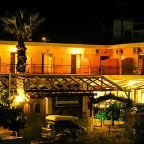Hotel Galaxias