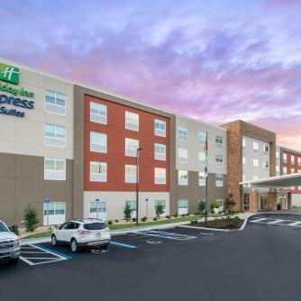 Holiday Inn Express & Suites Alachua - Gainesville Area By IHG Thumbnail