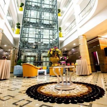 West Shine Hotel Thumbnail