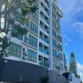ONE TAGAYTAY PLACE HOTEL SUITES (OFFICIAL ACCOUNT)
