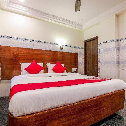 Hotel O Hanuman Pet Near Railway Station Thumbnail