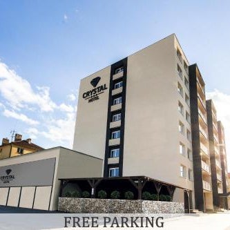 Hotel Crystal Thumbnail