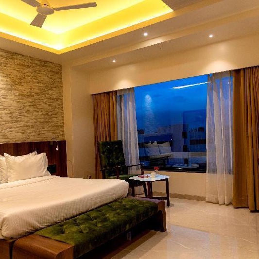 HOTEL PRATHAM