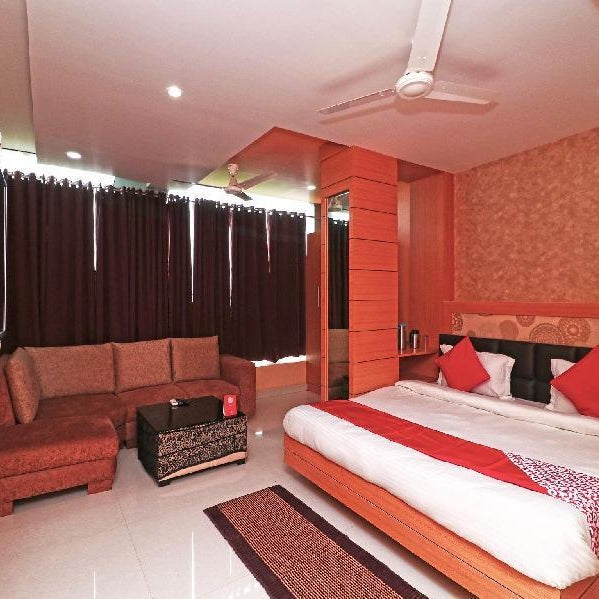 Hotel Sapphire Inn
