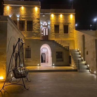 Misty Cave Hotel