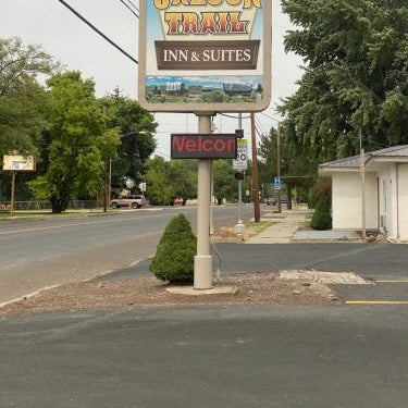 Oregon Trail Inn and Suites Thumbnail