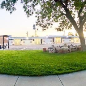 Blue Sage Inn & Suites Thumbnail