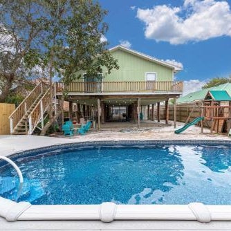 Zula Beach Vacation Home, Sleeps 16, Private Heated Pool, 4min Walk To The Beach, Pets Welcome, Fenced Yard Thumbnail