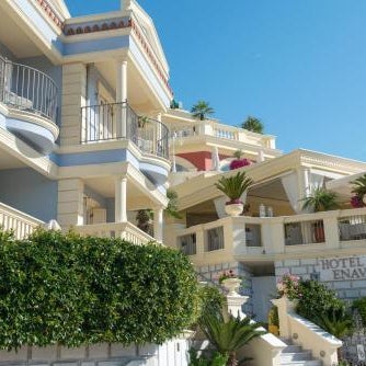 Enavlion Hotel