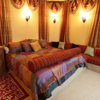 Destinations Inn Theme Rooms Thumbnail