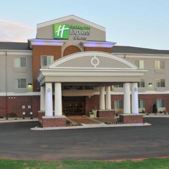 Holiday Inn Express & Suites Clinton By IHG Thumbnail