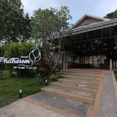 Phitharom PP Resort