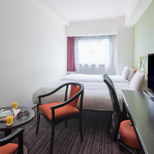 The B Hakata Thumbnail