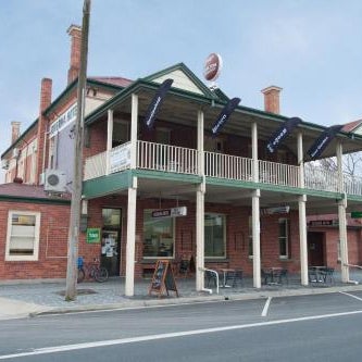 Riverina hotel