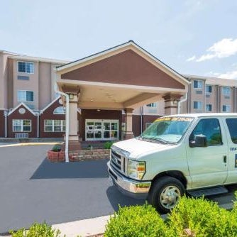 Microtel Inn & Suites By Wyndham Kansas City Airport Thumbnail
