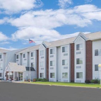 Microtel Inn & Suites By Wyndham Fond Du Lac Thumbnail