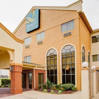 Quality Inn & Suites Waco Thumbnail