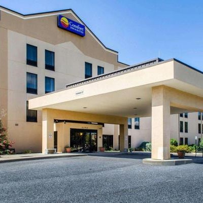 Comfort Inn & Suites York Thumbnail