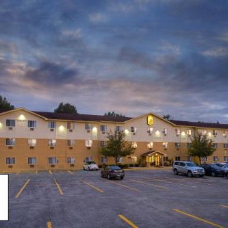 Super 8 by Wyndham Cromwell/Middletown Thumbnail