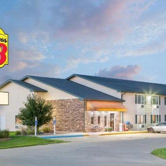 Super 8 by Wyndham Mt Pleasant Thumbnail