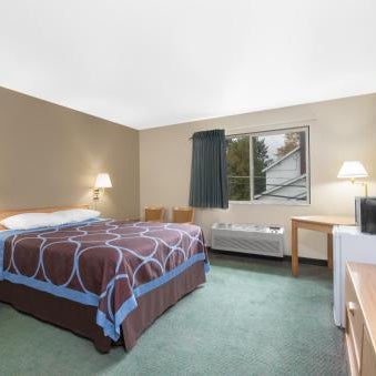 Northwoods Inn and Suites Thumbnail